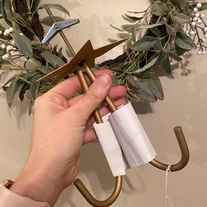 NWT Star Ceiling Hook